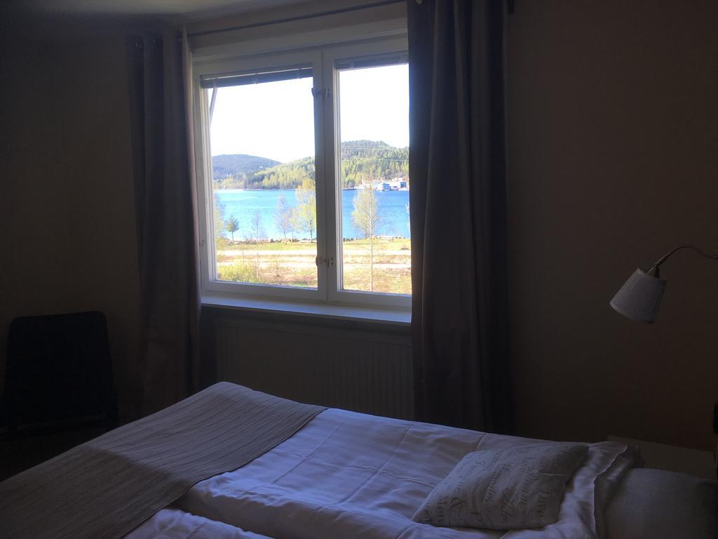Docksta Hotell Bagian luar foto