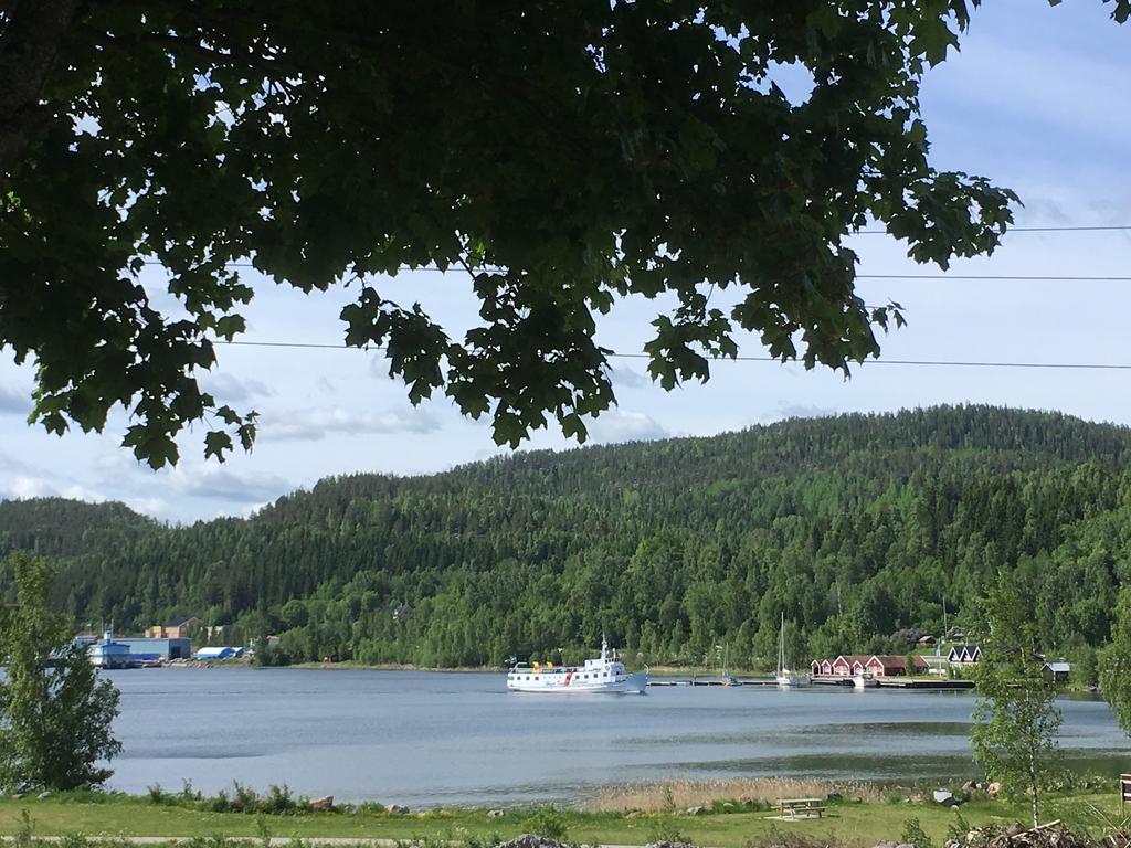 Docksta Hotell Bagian luar foto