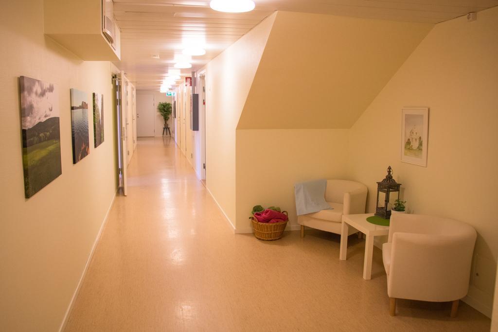 Docksta Hotell Bagian luar foto