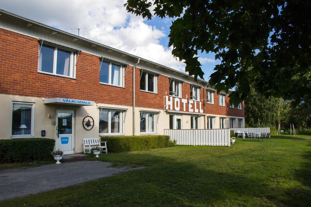 Docksta Hotell Bagian luar foto